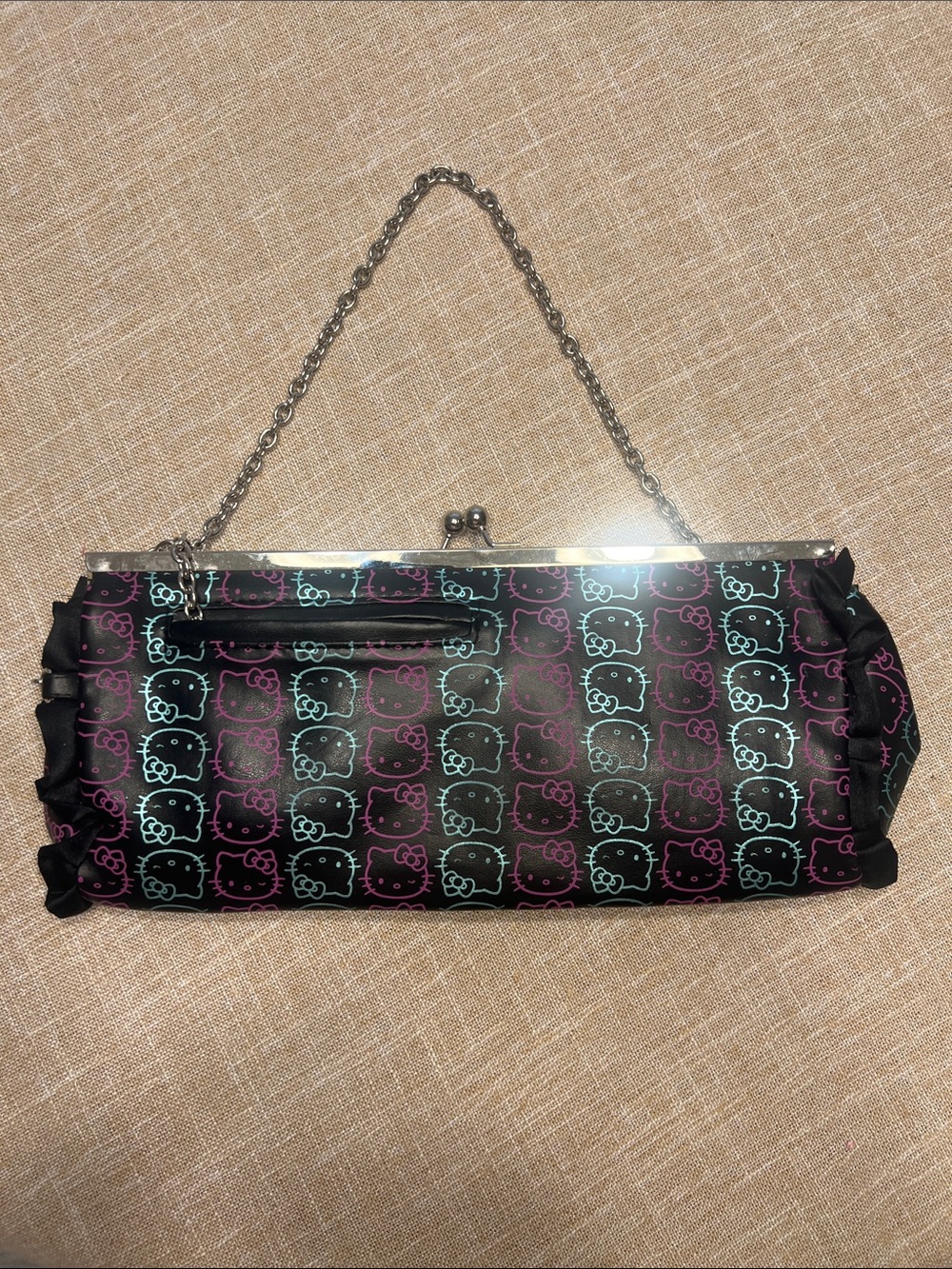 Loungefly 2007 Hello Kitty Clutch With Attached Coin Purse - Picture 4 of 17